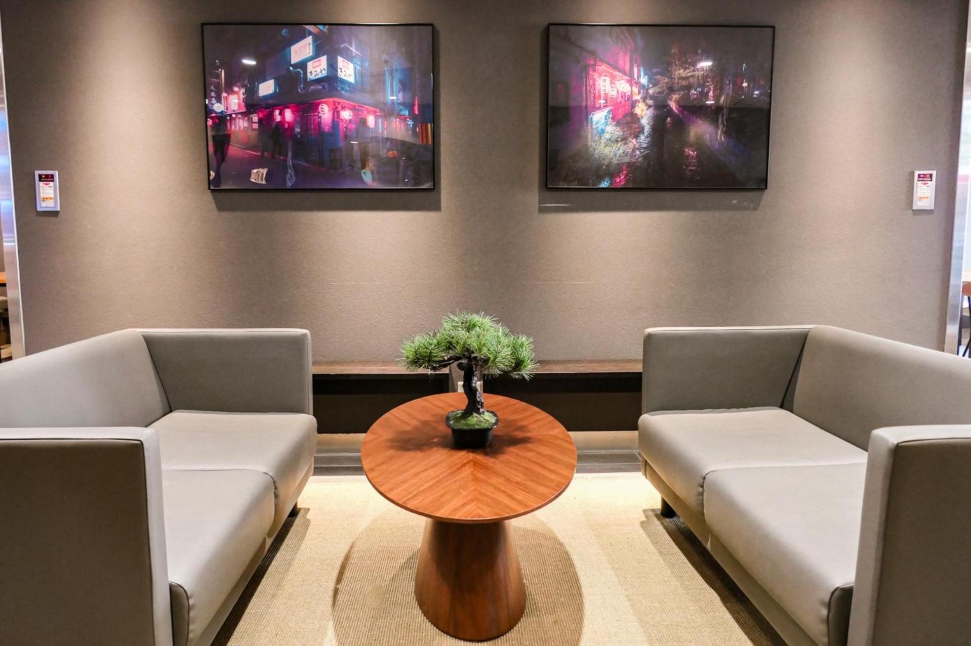 Wayfarer Shinsaibashi Hotell Osaka Exteriör bild