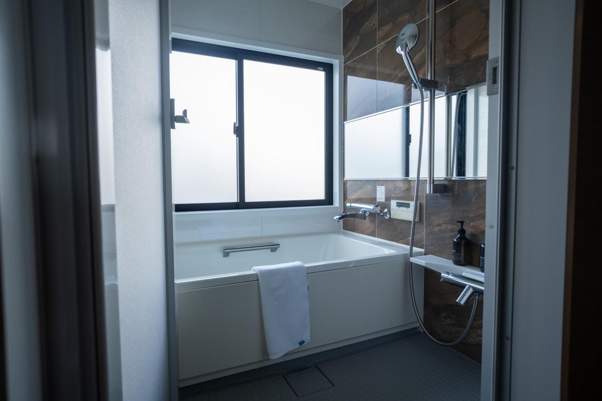 Wayfarer Shinsaibashi Hotell Osaka Exteriör bild