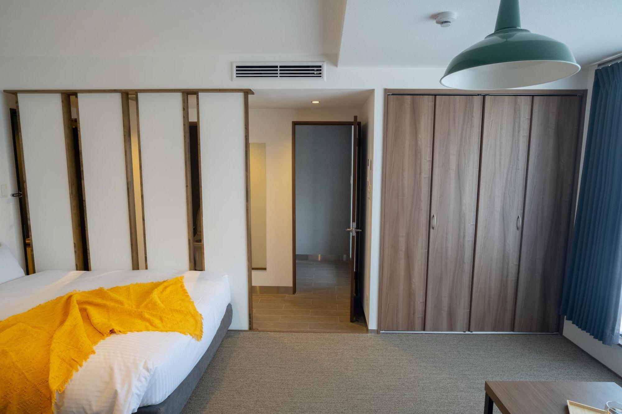 Wayfarer Shinsaibashi Hotell Osaka Rum bild